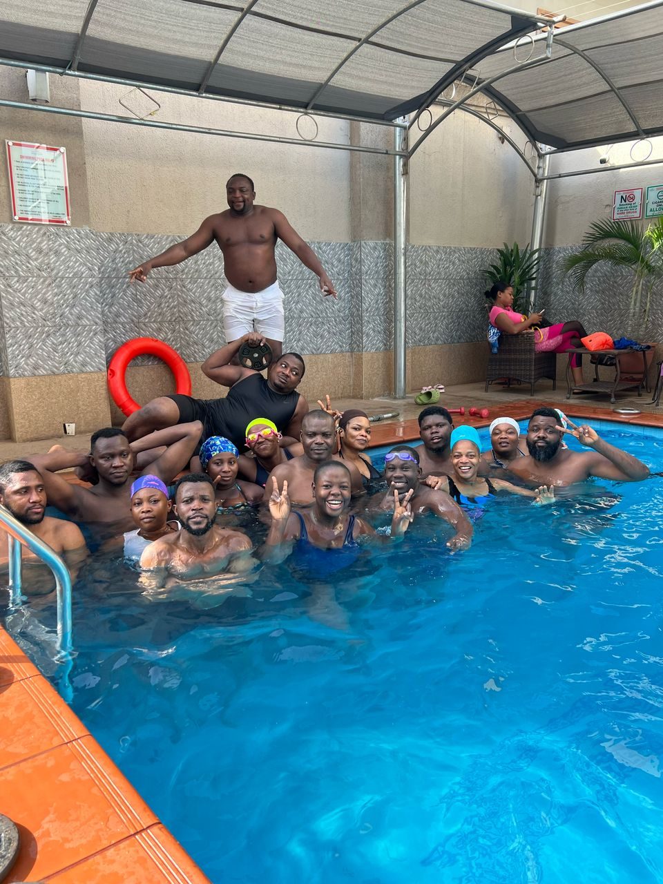 Member training at Lizfitness Gym